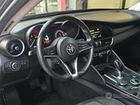 Usata Alfa Romeo Giulia 150 CV (110 kW) 2017 Grigio Berlina