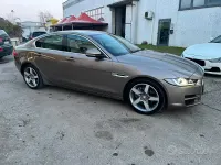 Usata Jaguar XE Portfolio 180 CV (132 kW) 2015 Grigio Berlina