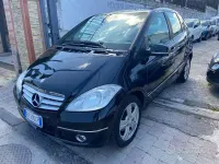 Usata Mercedes A180 Elegance 109 CV (80 kW) 2011 Nero Berlina