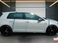 Usata VW Golf VII R 310 CV (228 kW) 2017 White silver Berlina