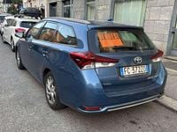 Usata Toyota Auris Hybrid Lounge 99 CV (72 kW) 2016 Blu/azzurro Station wagon