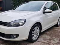Usata VW Golf VII Highline 104 CV (76 kW) 2013 Bianco Berlina