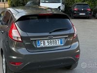 Usata Ford Fiesta Titanium 101 CV (74 kW) 2016 Grigio Utilitaria