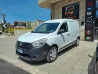 Usata Dacia Dokker 90 CV (66 kW) 2019 Bianco Monovolume