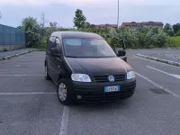 Usata VW Caddy Style 109 CV (80 kW) 2010 Nero Monovolume