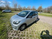 Usata VW up! 68 CV (50 kW) 2014 Grigio Utilitaria