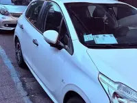 Usata Peugeot 208 75 CV (55 kW) 2016 Bianco Utilitaria