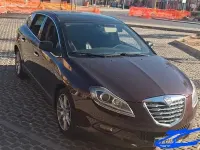 Usata Lancia Delta 120 CV (88 kW) 2011 Viola Utilitaria