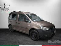 Usata VW Caddy Highline 110 CV (80 kW) 2012 Marrone Monovolume