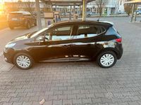 Usado Renault Clio IV 75 CV (55 kW) 2016 Negro Utilitario