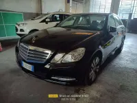 Usata Mercedes E220 Avantgarde 170 CV (125 kW) 2011 Nero Berlina