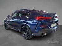 Usata BMW X6 M Sport 340 CV (250 kW) 2024 Blu / metallizzato SUV