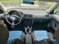 Usata VW Golf IV 90 CV (66 kW) 2001 Blu Berlina