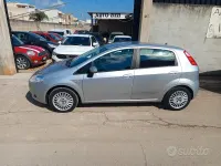 Usata Fiat Grande Punto 65 CV (47 kW) 2007 Grigio Utilitaria