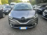 Usado Renault Scénic IV Bose Edition 110 CV (80 kW) 2017 Gris Monovolumen