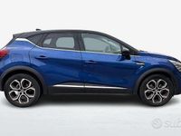 Usata Renault Captur Techno 145 CV (106 kW) 2022 Blu scuro SUV