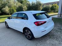 Occasion Mercedes A160 Business 109 ch (80 kW) 2019 Blanc Berline
