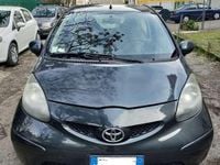 Usata Toyota Aygo 68 CV (50 kW) 2005 Nero Utilitaria