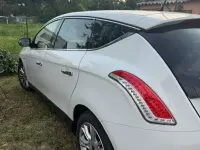 Usata Lancia Delta Silver 120 CV (88 kW) 2013 Bianco Utilitaria