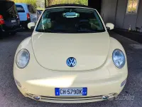 Usata VW New Beetle 101 CV (74 kW) 2004 Giallo Utilitaria