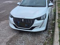 Usata Peugeot 208 GT 101 CV (74 kW) 2023 Bianco Utilitaria