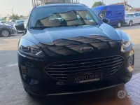 Usata Ford Kuga Titanium 120 CV (88 kW) 2022 Bluazzurro SUV
