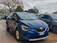 Usata Renault Captur Business 101 CV (74 kW) 2021 Blu SUV