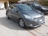 usata Peugeot 208 - 1.2 VTi 82 CV 5 porte Allure