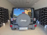 Usata Jeep Wrangler Unlimited Sahara 200 CV (147 kW) 2015 Nero SUV