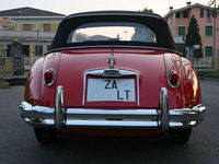 Usata Jaguar XK 193 CV (141 kW) 1958 Rosso Cabrio