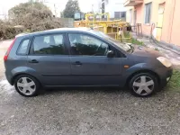 Usata Ford Fiesta 80 CV (58 kW) 2004 Grigio Utilitaria