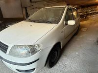 Usata Fiat Punto Dynamic 60 CV (44 kW) 2006 Bianco Berlina