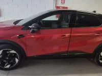 Usata Renault Captur Techno 101 CV (74 kW) 2025 Rosso SUV