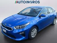 Begagnad Kia Ceed 99 HK (72 kW) 2021 Blå Halvkombi
