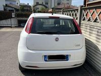 Usata Fiat Grande Punto Dynamic 77 CV (56 kW) 2008 Utilitaria