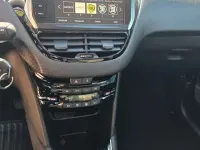 Usata Peugeot 208 Allure 83 CV (61 kW) 2018 Argento Utilitaria