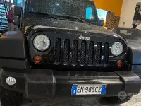 Usata Jeep Wrangler Sahara 200 CV (147 kW) 2012 Nero SUV