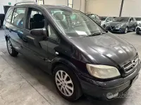 Usata Opel Zafira 101 CV (74 kW) 2004 Nero Monovolume