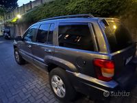 Usata Jeep Grand Cherokee 163 CV (119 kW) 2004 Grigio SUV