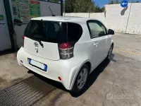 Usata Toyota iQ 98 CV (72 kW) 2009 Bianco Utilitaria