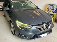 Usata Renault Mégane GrandTour GT-Line 110 CV (80 kW) 2017 Blu Station wagon