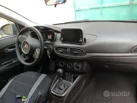 Usata Fiat Tipo 120 CV (88 kW) 2019 Nero Station wagon