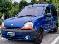 Usata Renault Kangoo 80 CV (58 kW) 2000 Blu Monovolume