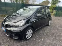 Usata Toyota Aygo 68 CV (50 kW) 2009 Nero Utilitaria