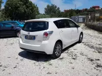 Usata Toyota Verso Active 124 CV (91 kW) 2013 Bianco Monovolume