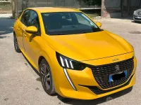 Usata Peugeot 208 102 CV (75 kW) 2020 Utilitaria