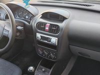 Usata Opel Corsa Comfort 75 CV (55 kW) 2002 Blu Berlina