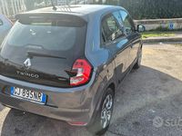 Usata Renault Twingo 60 kW (82 CV) 2022 Grigio Utilitaria