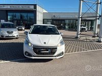 Usata Peugeot 208 Allure 82 CV (60 kW) 2019 Bianco Utilitaria
