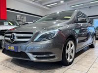 Usata Mercedes B180 Executive 109 CV (80 kW) 2014 Argento Utilitaria